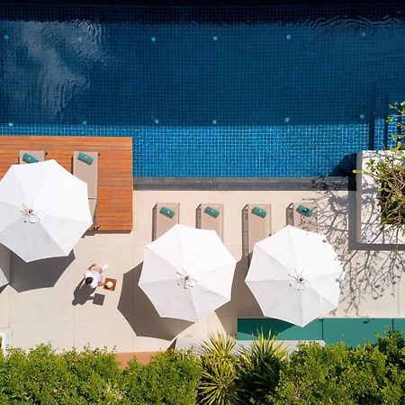 Outrigger Surin Beach Resort - Sha Extra Plus 외부 사진 The pool at the Beverly Hills Hotel