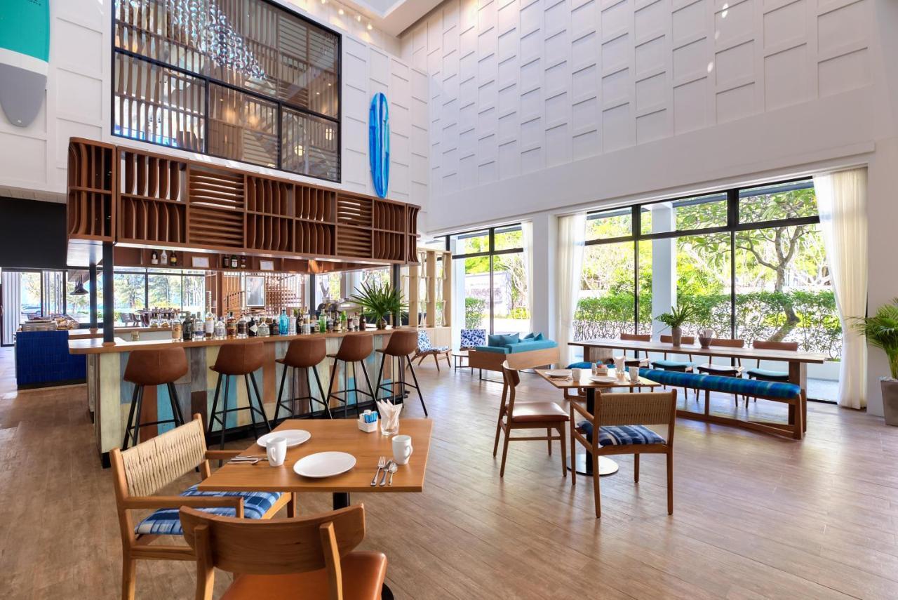 Outrigger Surin Beach Resort - Sha Extra Plus 외부 사진 The Beach