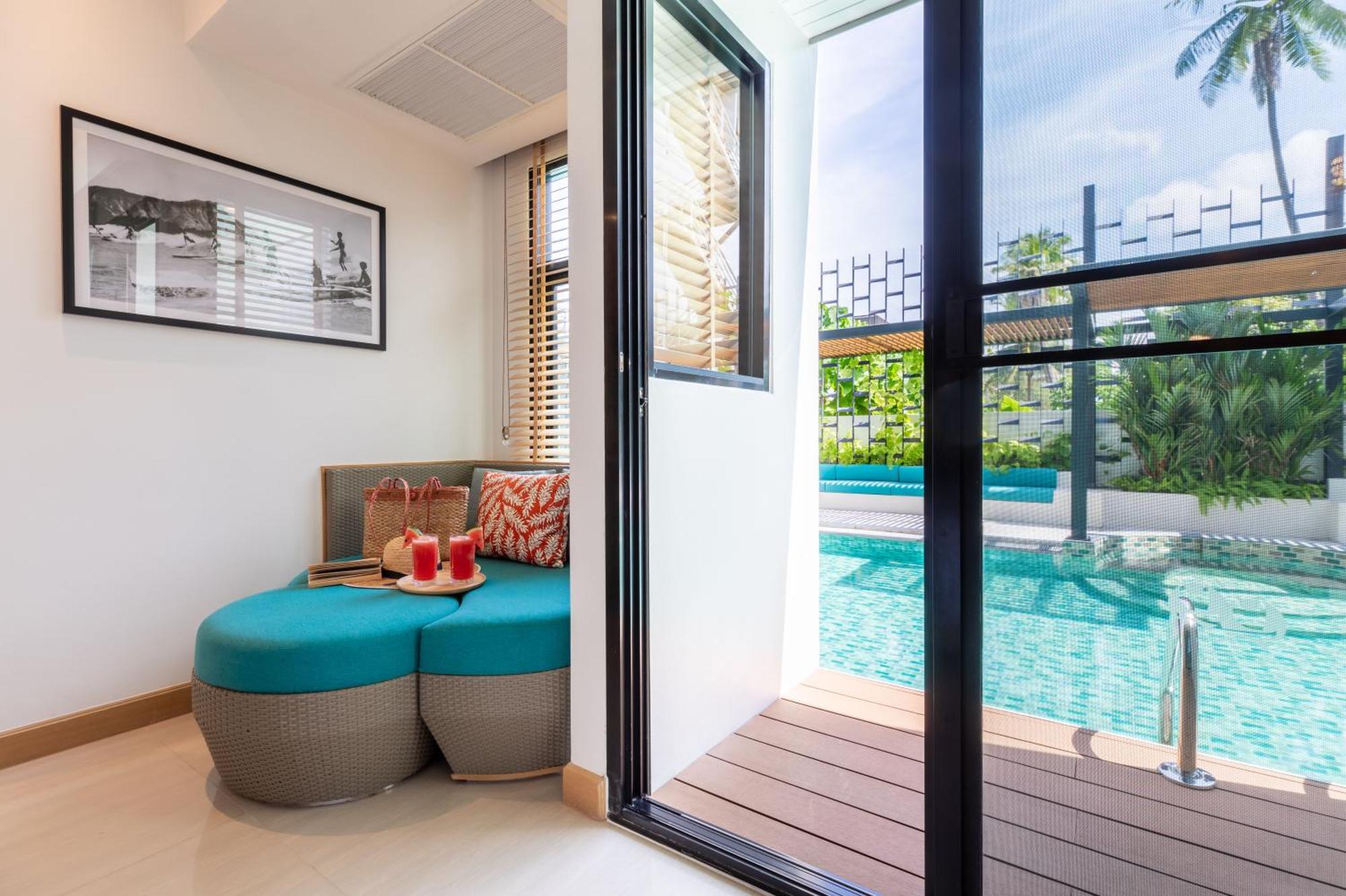 Outrigger Surin Beach Resort - Sha Extra Plus 객실 사진 Deluxe Pool Access